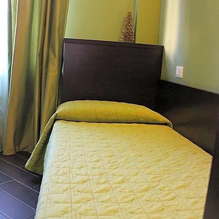 Fanzago Bed and Breakfast Μπέργκαμο