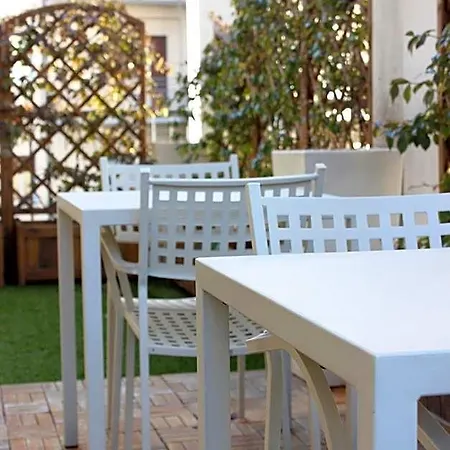 Fanzago Bed & Breakfast 3*